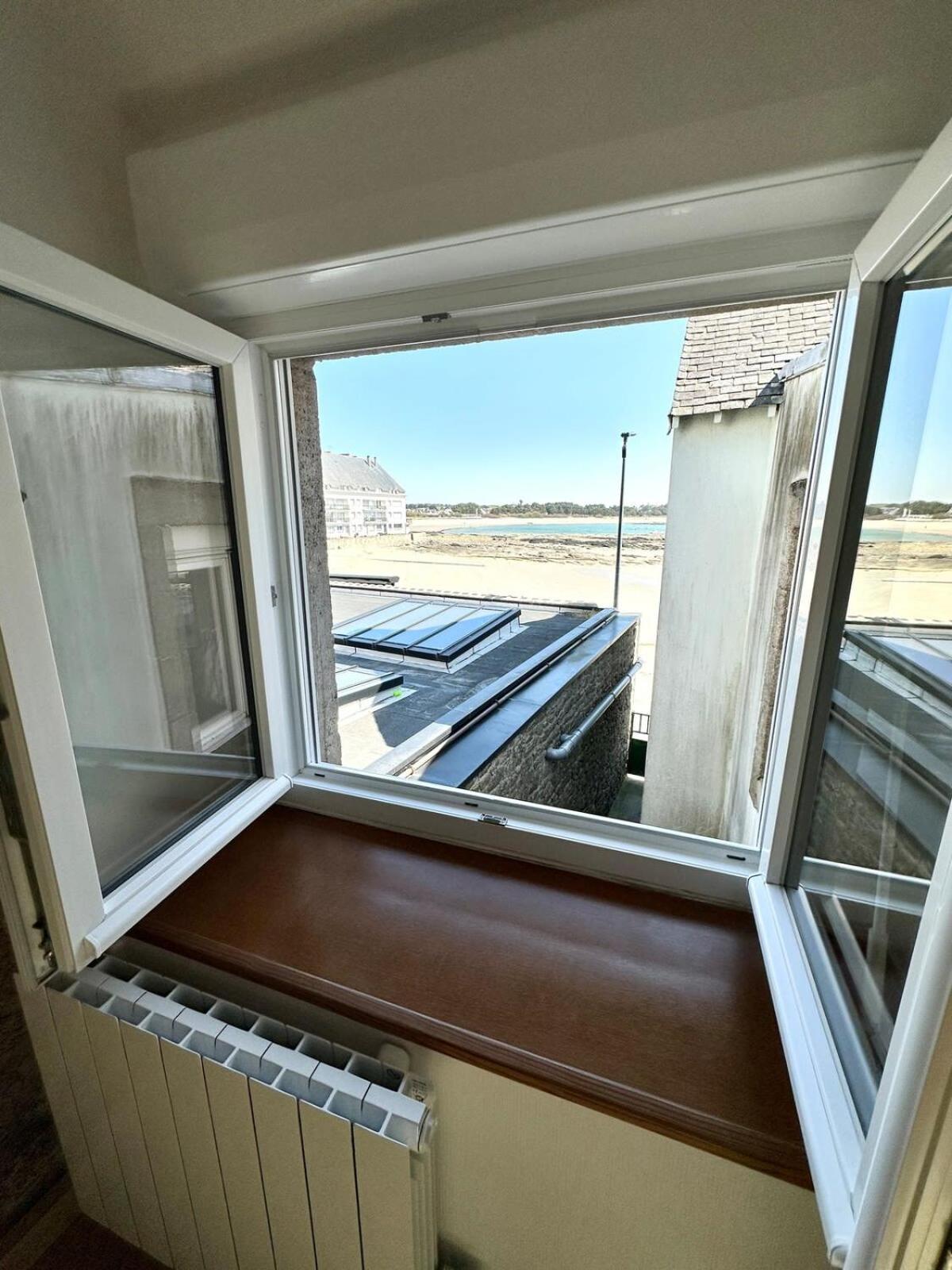 Maison De Pecheur Atypique Les Pieds Dans L'Eau Ploemeur Exteriör bild